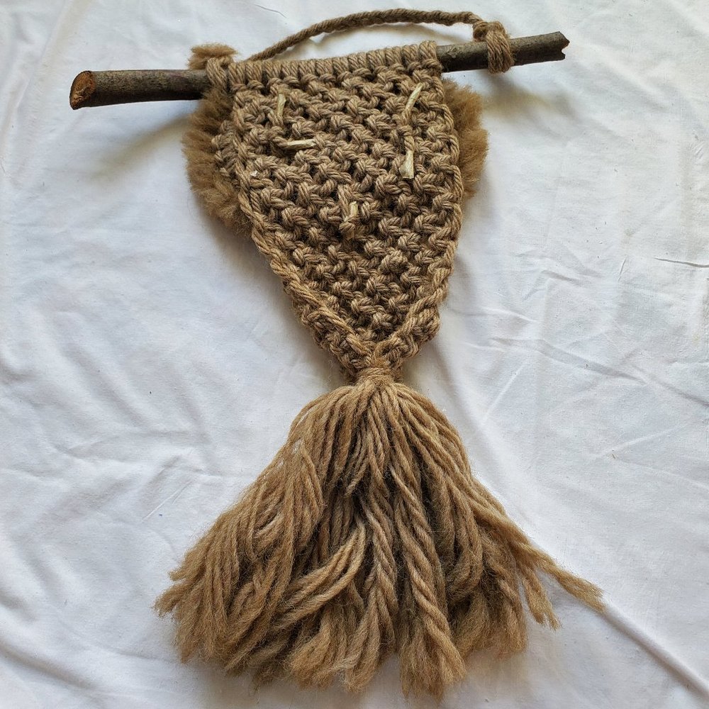 Macramé Owl wall hanging - Picture 4 of 4
